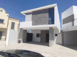 Casa en venta en Los Arrayanes, Gómez Palacio, Durango