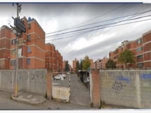 Departamento en remate en Hogares de Castera, Tultitlán, México