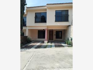Casa en venta en Tetela del Monte, Cuernavaca, Morelos Casa en venta en Tetela del Monte, Cuernavaca, Morelos