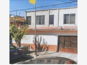 Casa en venta en Pensador Mexicano, Venustiano Carranza, Ciudad de México