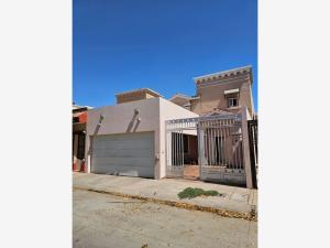 Casa en venta en Villa Andalucía, Culiacán, Sinaloa