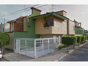 Casa en remate en El Carmen, Zamora, Michoacán de Ocampo