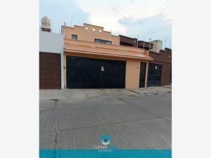 Casa en venta en Defensores de Puebla, Morelia, Michoacán de Ocampo Casa en venta en Defensores de Puebla, Morelia, Michoacán de Ocampo