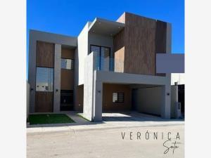 Casa en venta en Cerrada Basalto, Juárez, Chihuahua