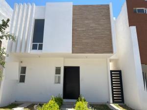 Casa en venta en Villas del Renacimiento, Torreón, Coahuila de Zaragoza