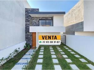 Casa en venta en Lomas de la Rioja, Alvarado, Veracruz de Ignacio de la Llave Casa en venta en Lomas de la Rioja, Alvarado, Veracruz de Ignacio de la Llave