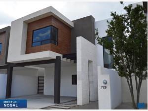 Casa en venta en Santa Elena, Arteaga, Coahuila de Zaragoza