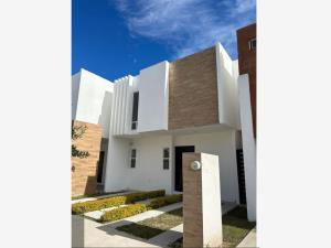 Casa en venta en Villas del Renacimiento, Torreón, Coahuila de Zaragoza