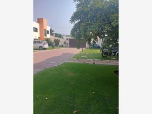 Casa en venta en Sumiya, Jiutepec, Morelos