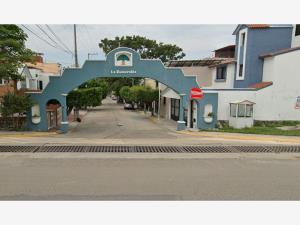 Casa en remate en La Esmeralda, Tuxtla Gutiérrez, Chiapas