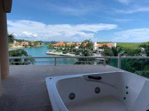 Departamento en venta en Puerto Aventuras, Solidaridad, Quintana Roo