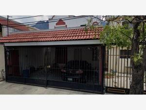 Casa en venta en Camino Real, Guadalupe, Nuevo León Casa en venta en Camino Real, Guadalupe, Nuevo León