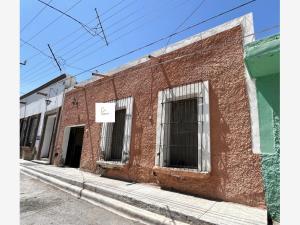 Casa en venta en Parras de la Fuente Centro, Parras, Coahuila de Zaragoza