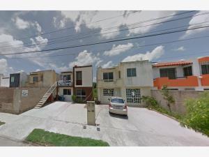 Casa en remate en Tixcacal Opichen, Mérida, Yucatán