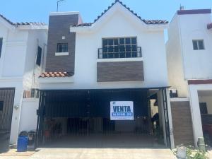 Casa en venta en Privada Nogalar, San Nicolás de los Garza, Nuevo León