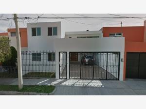 Casa en venta en La Calma, Zapopan, Jalisco