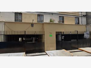 Departamento en remate en Pensil Norte, Miguel Hidalgo, Ciudad de México