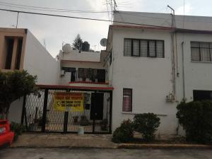 Casa en venta en San Rafael, Tlalnepantla de Baz, México