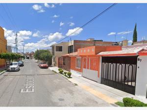 Casa en remate en La Paz, San Juan del Río, Querétaro
