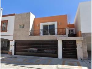 Casa en remate en Cumbres Elite, Monterrey, Nuevo León