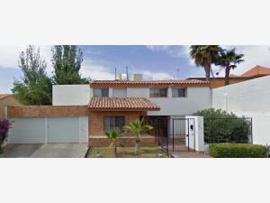 Casa en venta en Rincones de San Marcos, Juárez, Chihuahua Casa en venta en Rincones de San Marcos, Juárez, Chihuahua