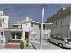 Casa en venta en Valle del Campestre, León, Guanajuato