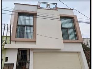 Casa en remate en La Fuente, Playas de Rosarito, Baja California