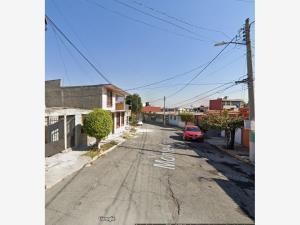 Casa en remate en Parque Residencial Coacalco 1a Sección, Coacalco de Berriozábal, México