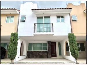 Casa en remate en Florencia, San Pedro Cholula, Puebla