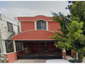 Casa en remate en Privadas de Anáhuac Sector Irlandes, General Escobedo, Nuevo León