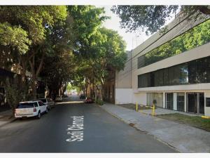 Edificio en remate en San Rafael, Cuauhtémoc, Ciudad de México