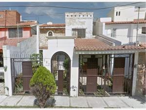 Casa en venta en Fovissste 100, Puerto Vallarta, Jalisco