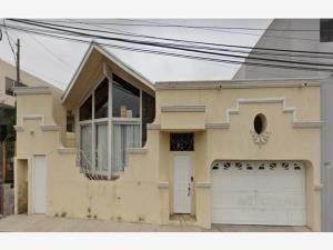 Casa en venta en Moderna, Ensenada, Baja California