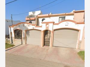 Casa en venta en Playas de Tijuana Sección Jardines, Tijuana, Baja California