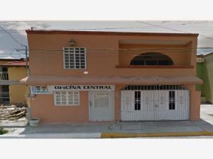 Casa en venta en Jacarandas, Tepic, Nayarit