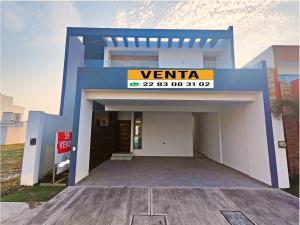 Casa en venta en Lomas de la Rioja, Alvarado, Veracruz de Ignacio de la Llave