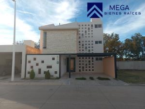 Casa en venta en Los Nogales Residencial, Durango, Durango