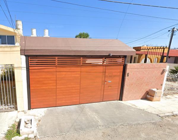 Casa en remate en Yucalpeten, Mérida, Yucatán