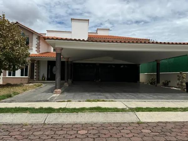 Casa en venta en Bosques de la Huerta, Morelia, Michoacán de Ocampo