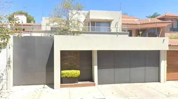 Casa en venta en Jardines Vallarta, Zapopan, Jalisco