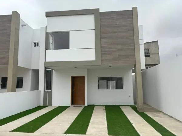 Casa en venta en Lomas de la Presa, Tijuana, Baja California