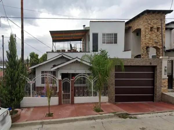 Casa en venta en El Refugio, Tecate, Baja California
