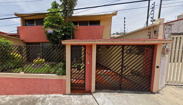 Casa en remate en Vista del Valle Sección Electricistas, Naucalpan de Juárez, México