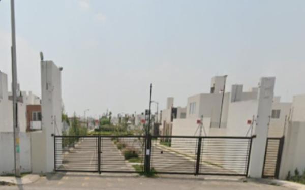 Casa en venta en San Mateo Otzacatipan, Toluca, México