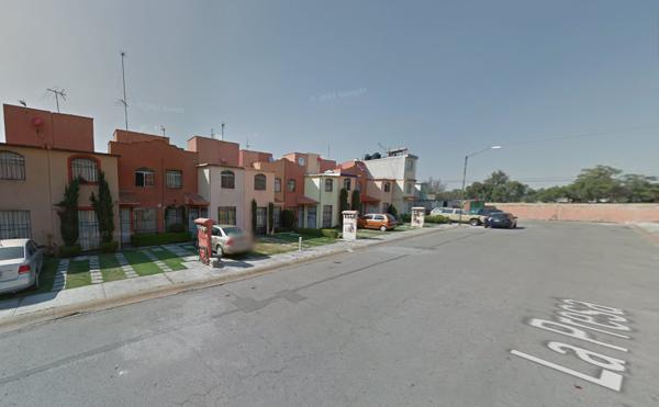 Casa en remate en Cofradía de San Miguel, Cuautitlán Izcalli, México