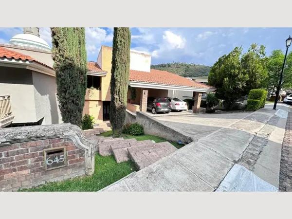 Casa en venta en Las Cañadas (Bosques de San Isidro), Zapopan, Jalisco