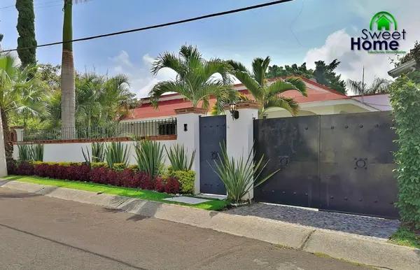 Casa en venta en Lomas de Cocoyoc, Atlatlahucan, Morelos Casa en venta en Lomas de Cocoyoc, Atlatlahucan, Morelos
