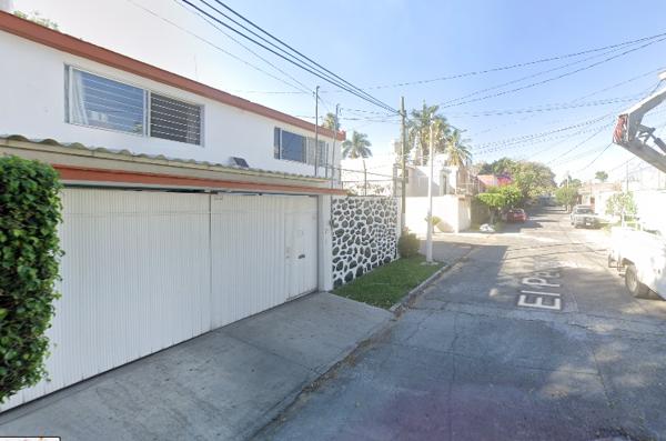 Casa en remate en Manantiales, Cuautla, Morelos
