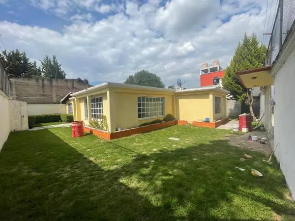 Casa en renta en Ocho Cedros, Toluca, México