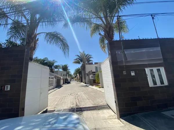 Casa en venta en Santiago Momoxpan, San Pedro Cholula, Puebla